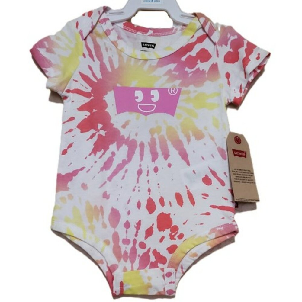 NWT. LEVI'S Baby Girls Bodysuit